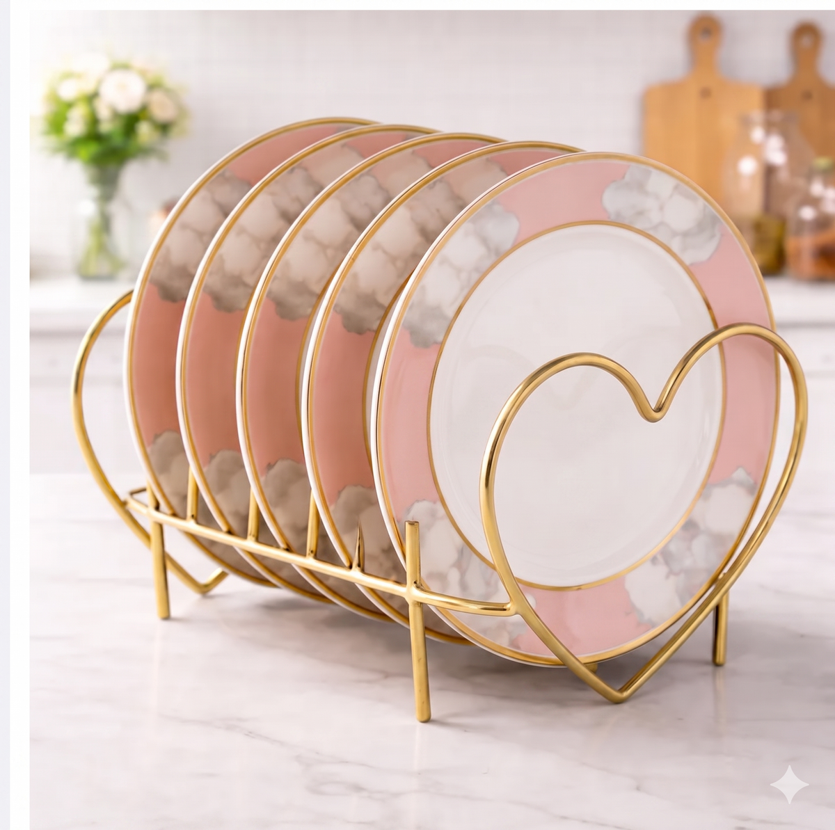 Luxury Heart-Shaped Golden Plate Rack – Premium Metal Dish Organizer & Decorative Table Centerpiece for Dining & Kitchen